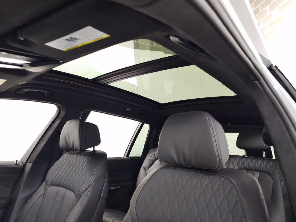 New 2027 BMW X7 M60i AWD/4WD image 13