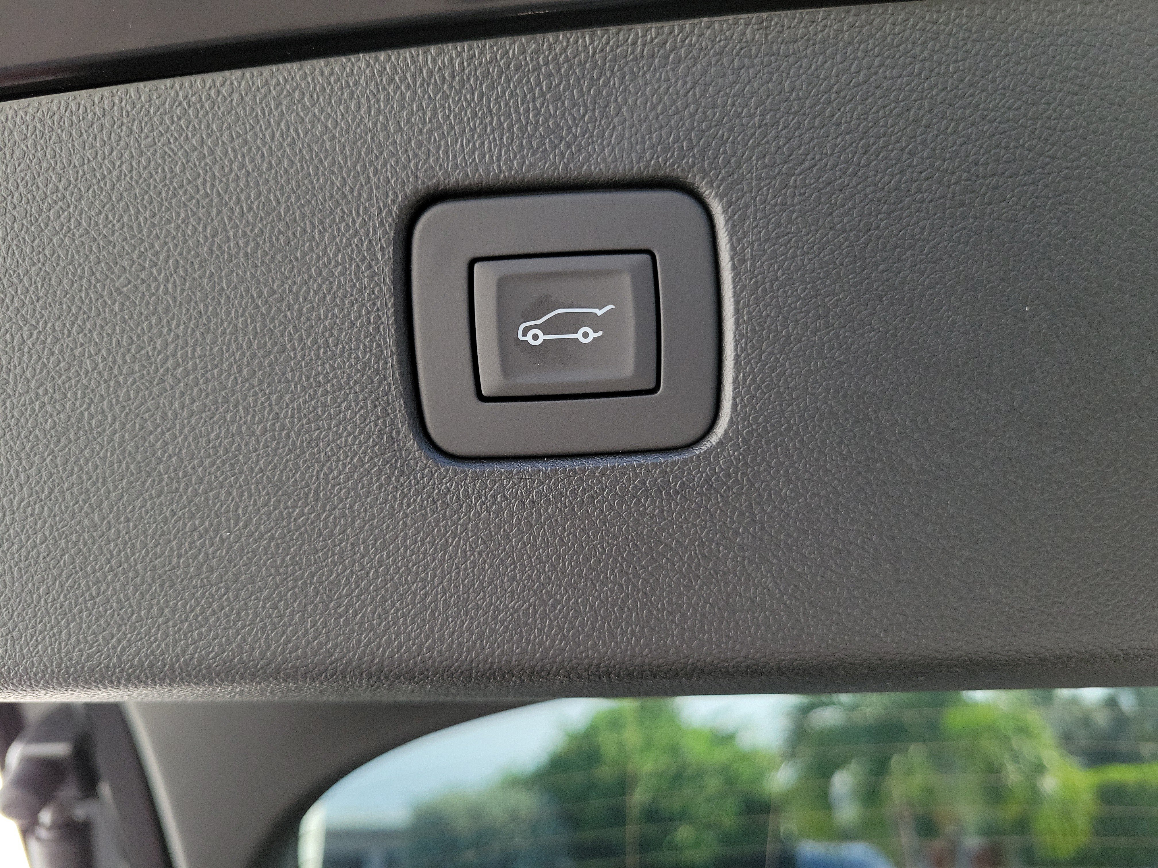 New 2026 Buick Envista Sport Touring w/ Convenience I Package FWD image 9