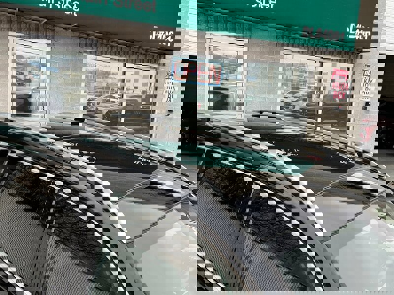 Used 2020 Mercedes-Benz GLB 250 4MATIC w/ AMG Line image 10