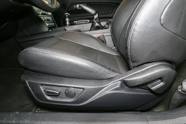 Used 2017 Ford Mustang GT Premium RWD image 34