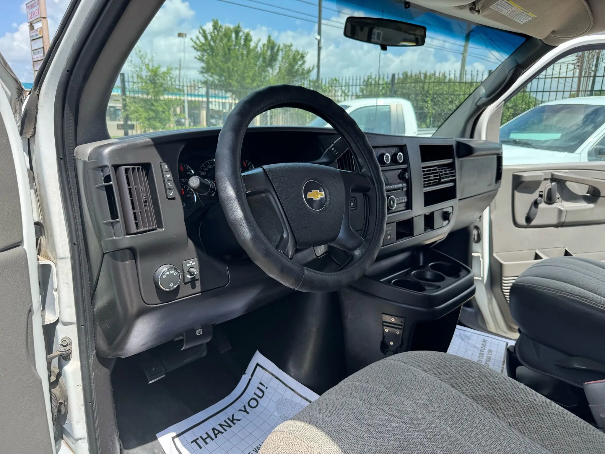 Used 2011 Chevrolet Express 2500 LS image 20