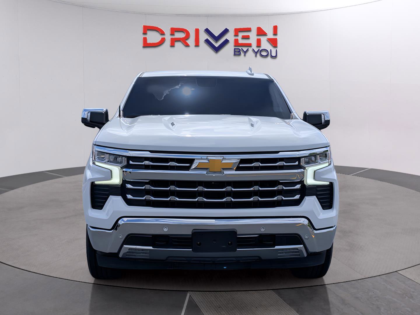 Used 2024 Chevrolet Silverado 1500 LTZ w/ Z71 Off-Road Package image 8