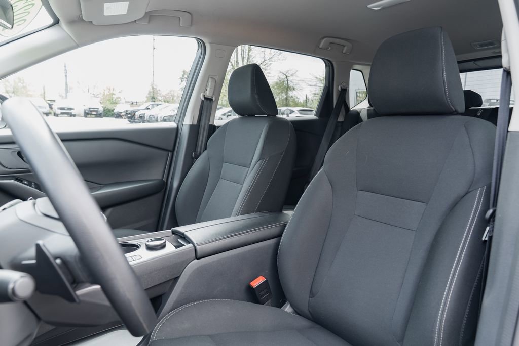 Certified 2025 Nissan Rogue S image 20