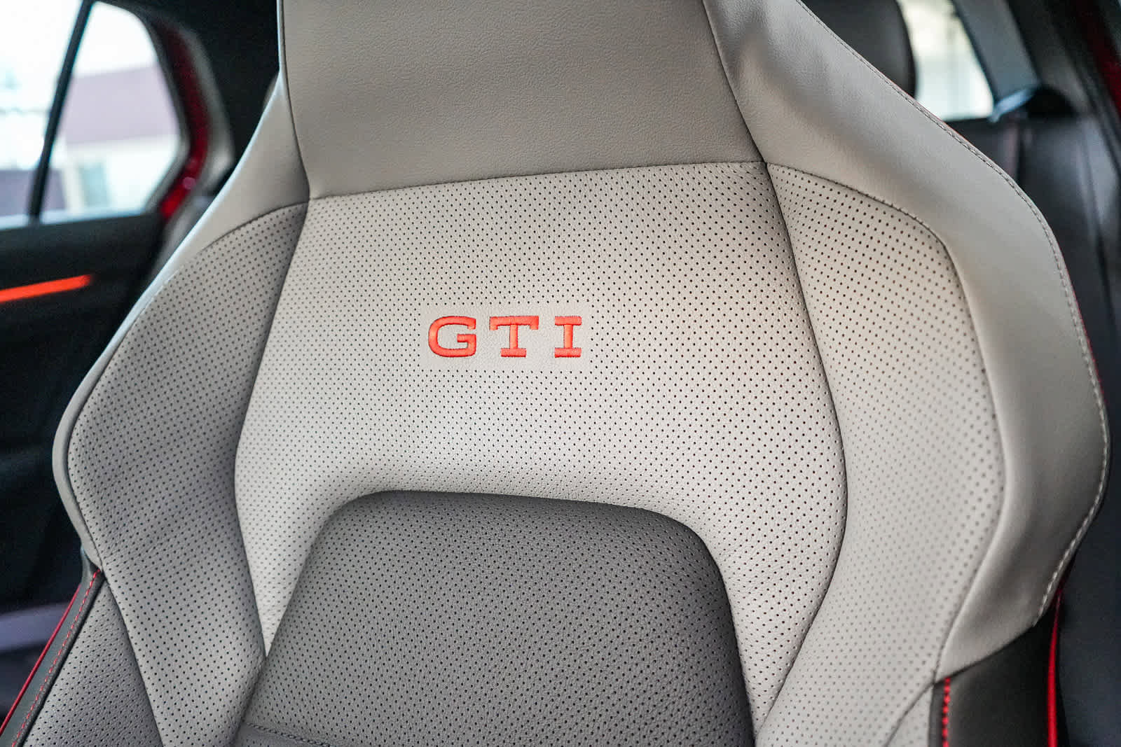 New 2026 Volkswagen GTI SE image 26