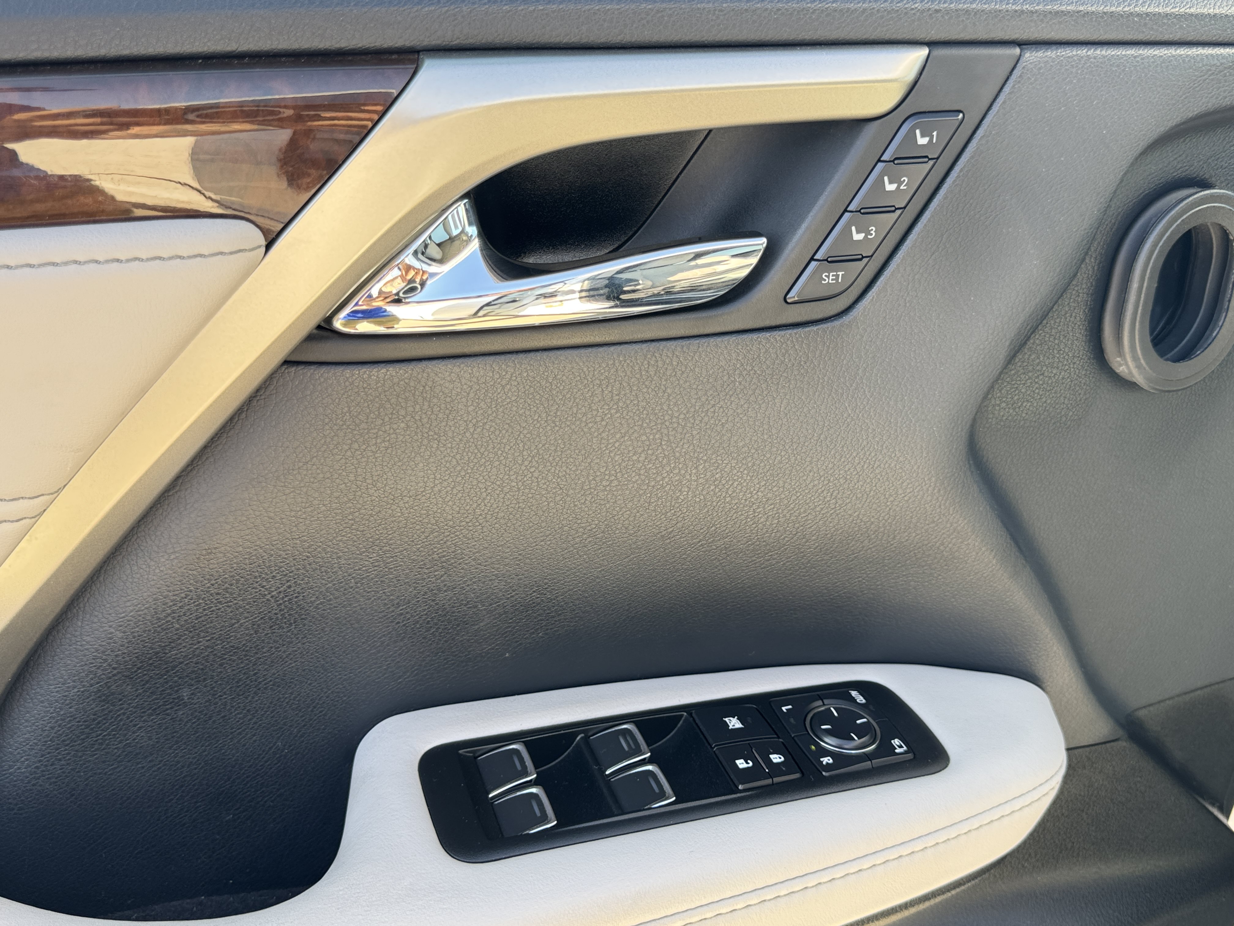 Used 2018 Lexus RX 350 FWD w/ Premium Package image 22