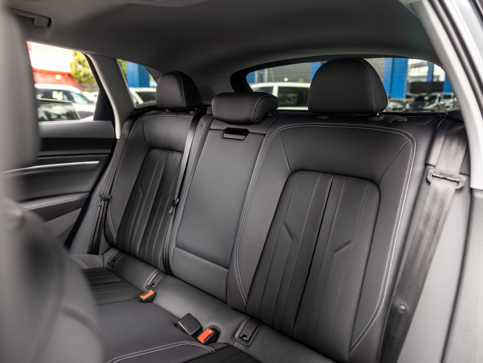 Used 2023 Audi e-tron Premium Plus AWD/4WD image 47