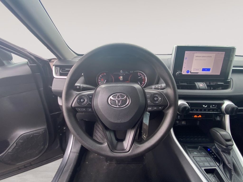 Used 2024 Toyota RAV4 LE AWD/4WD image 12
