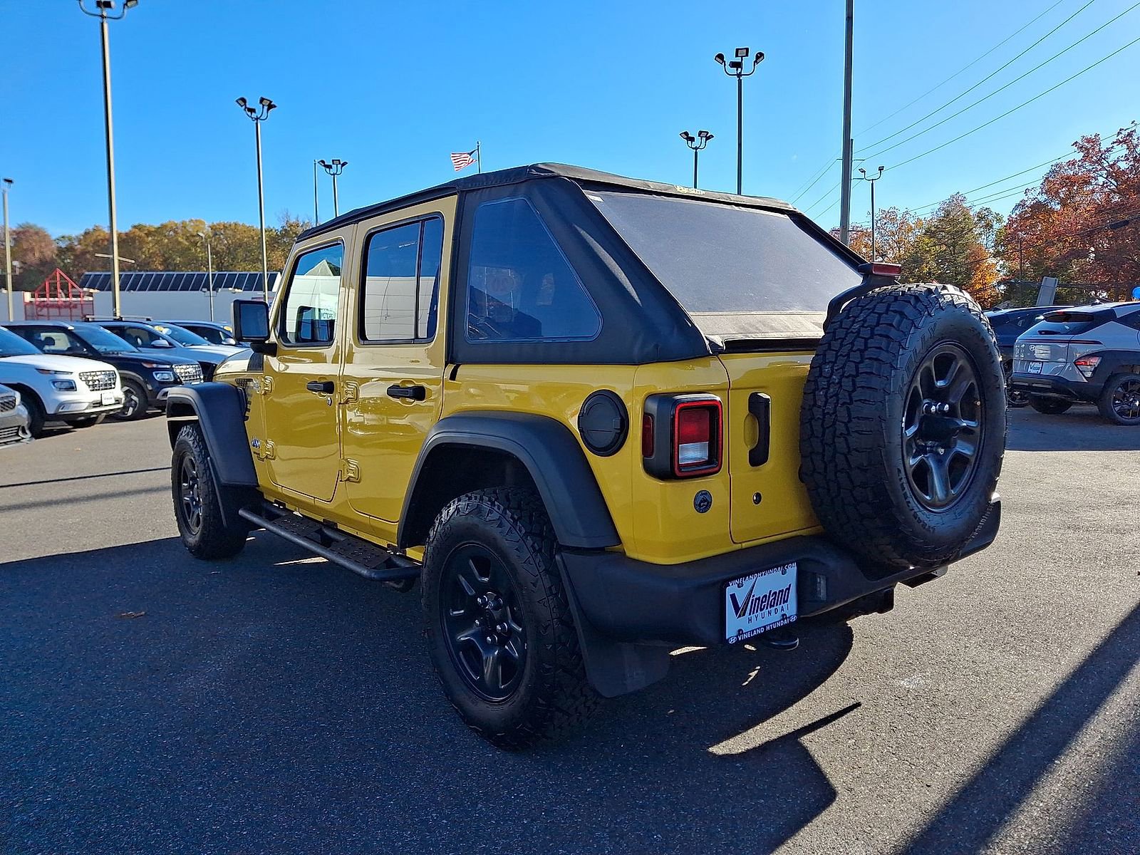 Used 2020 Jeep Wrangler Unlimited Sport image 27
