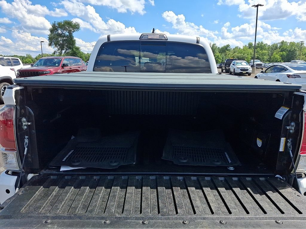 Used 2019 Toyota Tacoma Limited AWD/4WD image 31