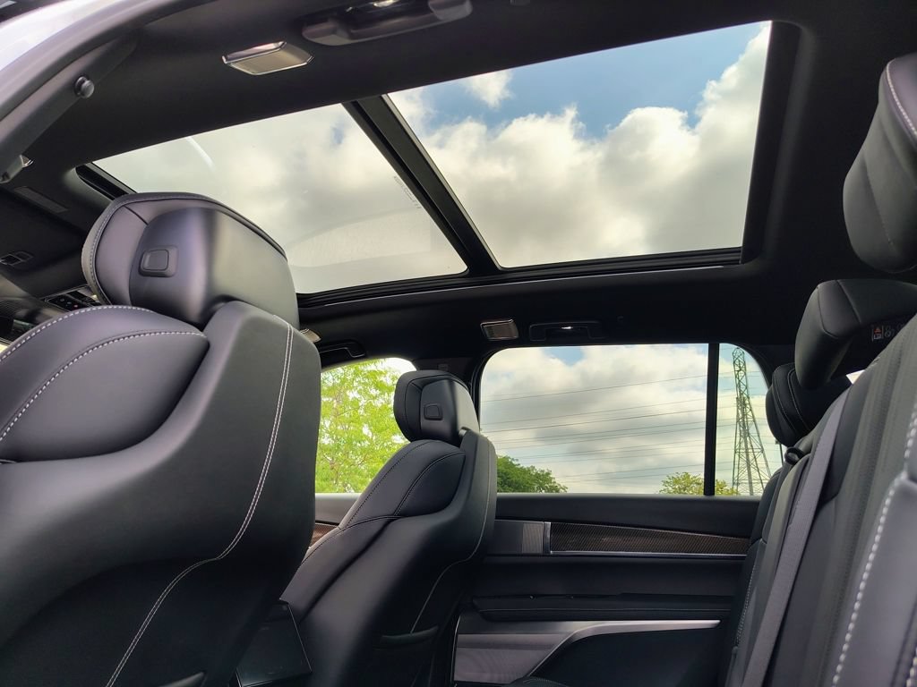 New 2027 Cadillac Vistiq Premium Luxury AWD/4WD image 44