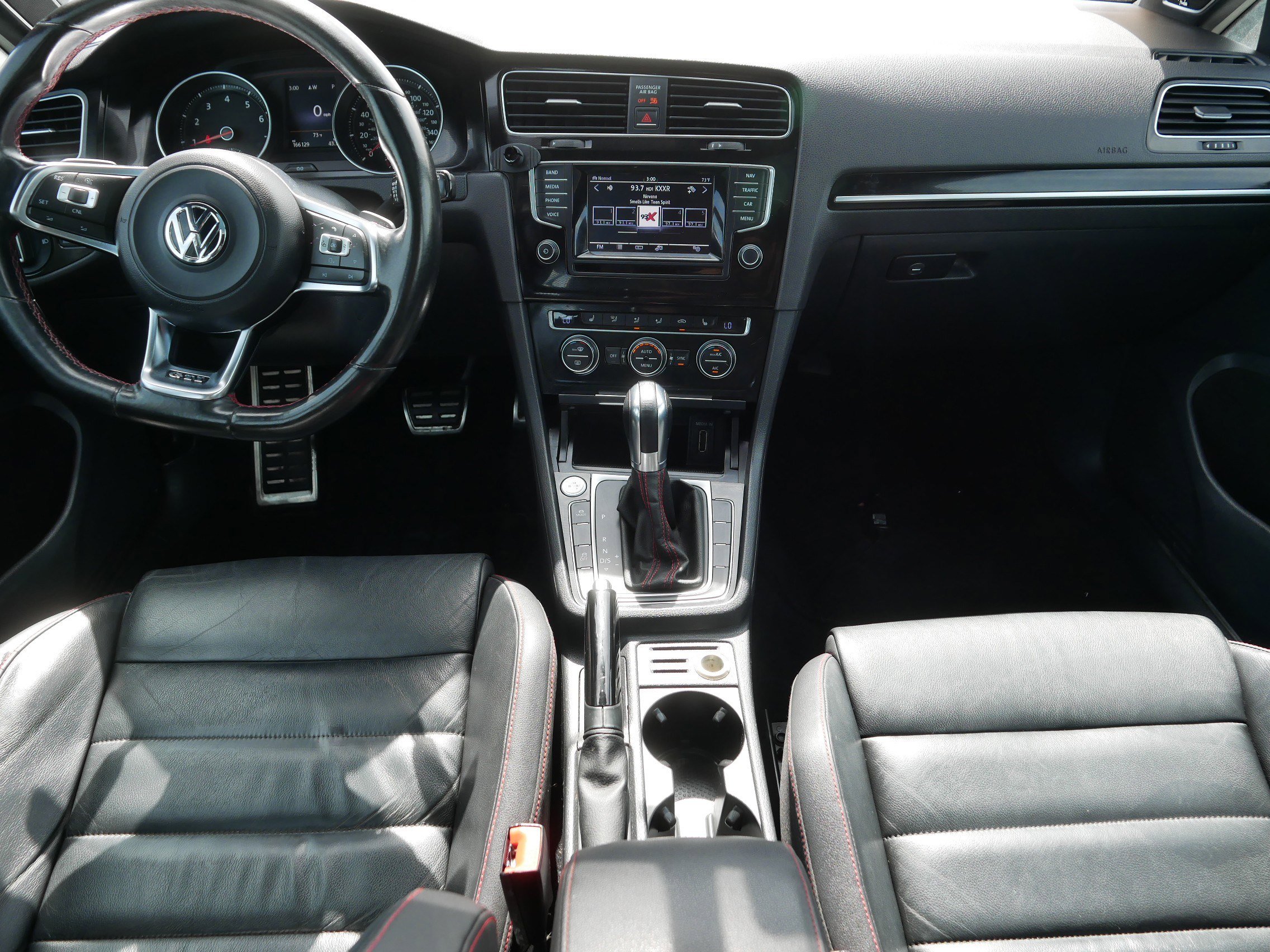 Used 2015 Volkswagen GTI S FWD image 10