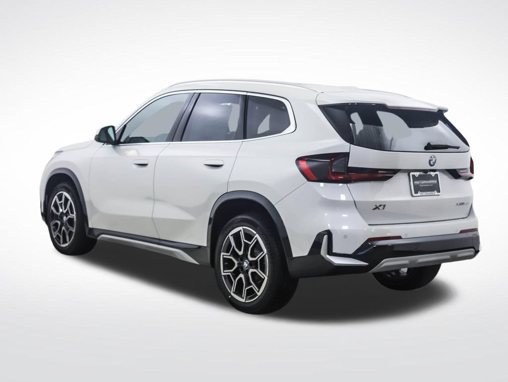 Used 2026 BMW X1 xDrive28i w/ Convenience Package AWD/4WD image 4