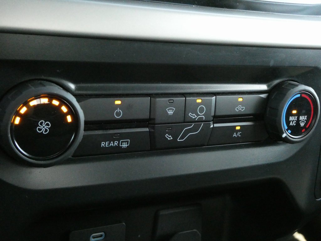 Used 2022 Ford F150 XLT image 15