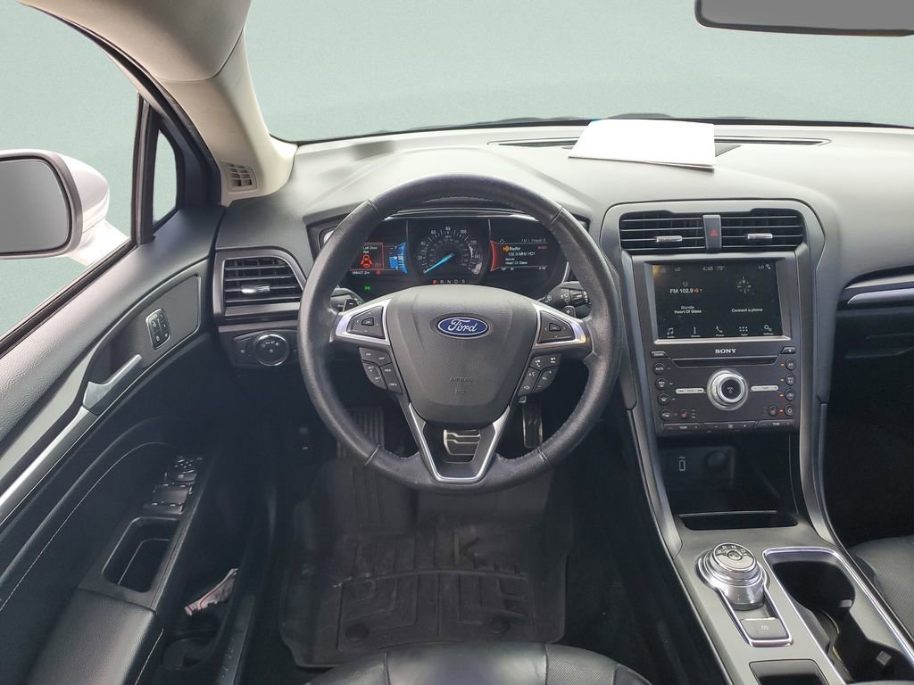 Used 2018 Ford Fusion Titanium image 15