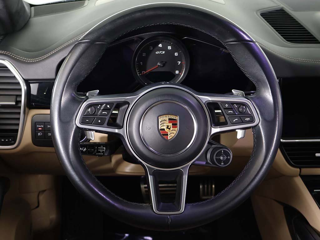 Used 2022 Porsche Cayenne GTS image 43
