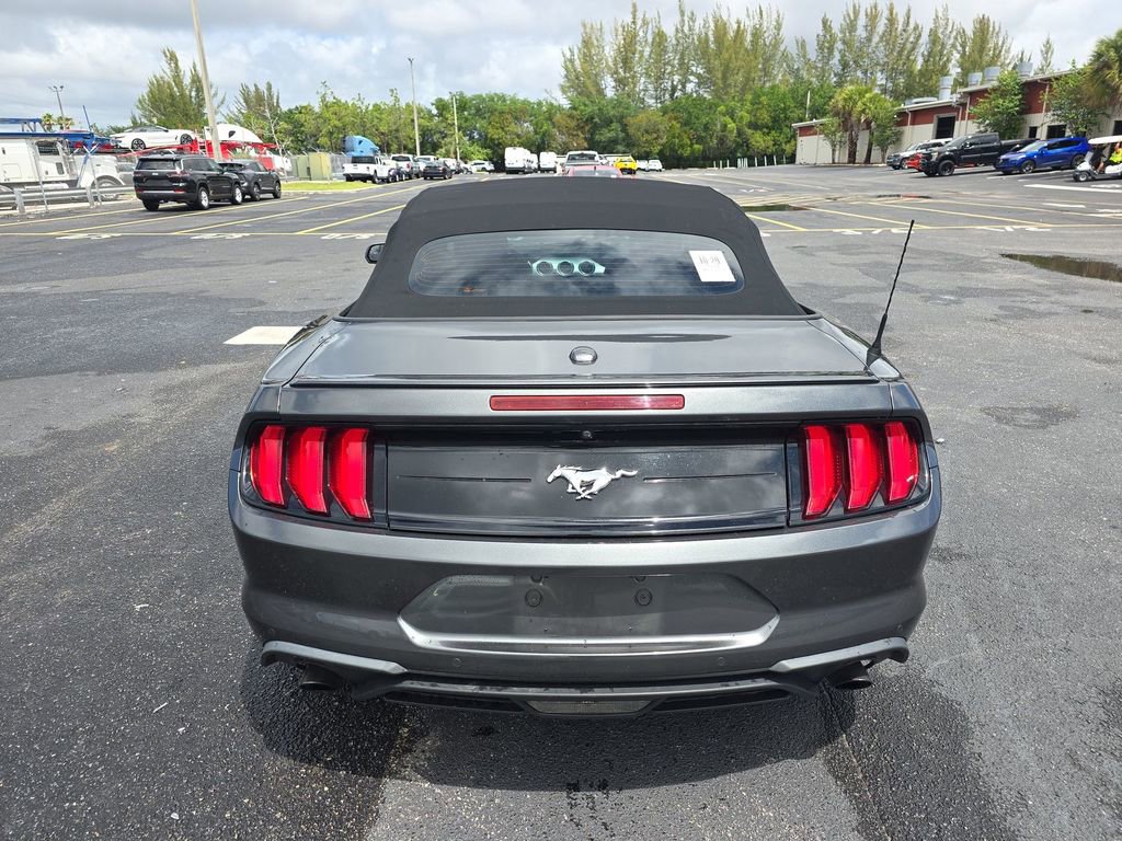 Used 2020 Ford Mustang Premium image 5