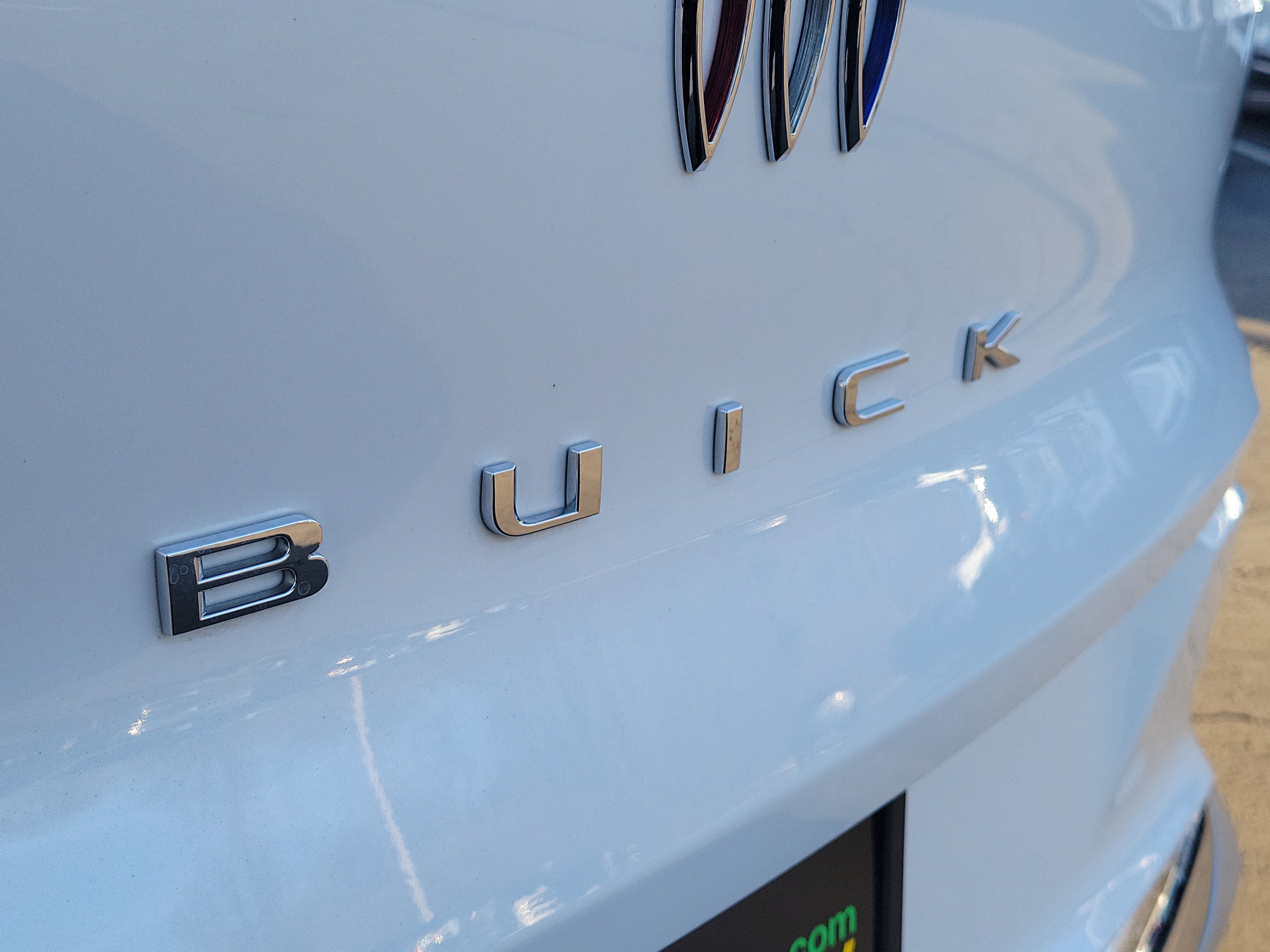 Certified 2025 Buick Envista Avenir image 7