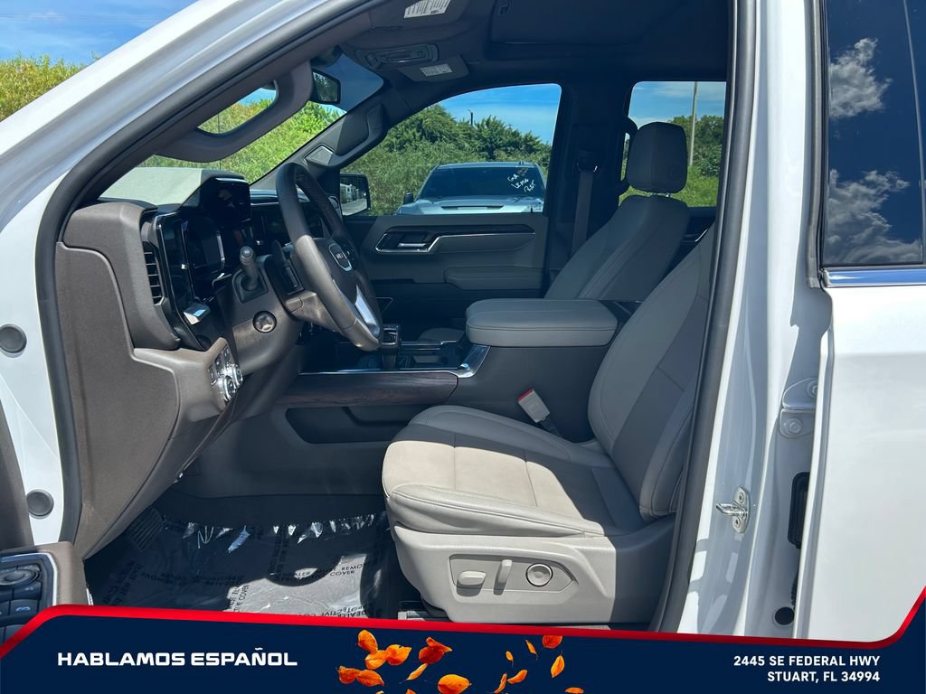 Used 2024 GMC Sierra 1500 SLT w/ SLT Convenience Package AWD/4WD image 13