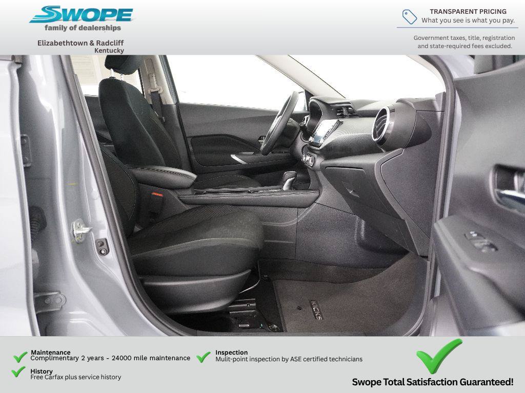 Used 2024 Nissan Kicks SV FWD image 11