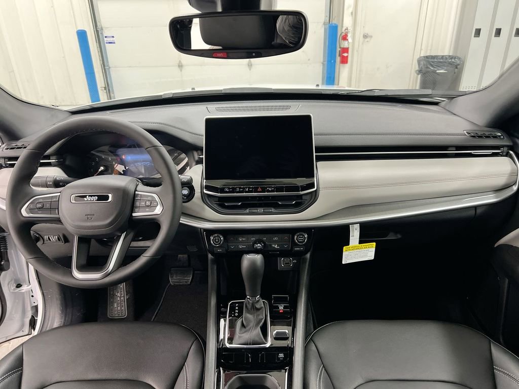 New 2026 Jeep Compass Limited image 10