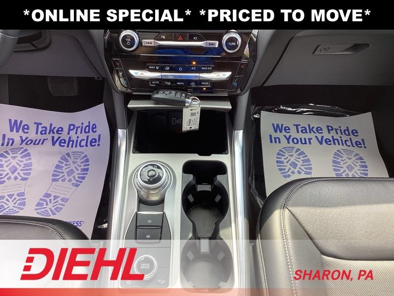 Used 2023 Ford Explorer Limited w/ Hybrid Equipment Group 310A AWD/4WD image 33