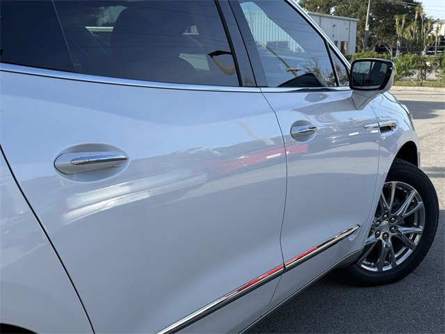 Used 2022 Buick Enclave Premium w/ Experience Buick Package image 9