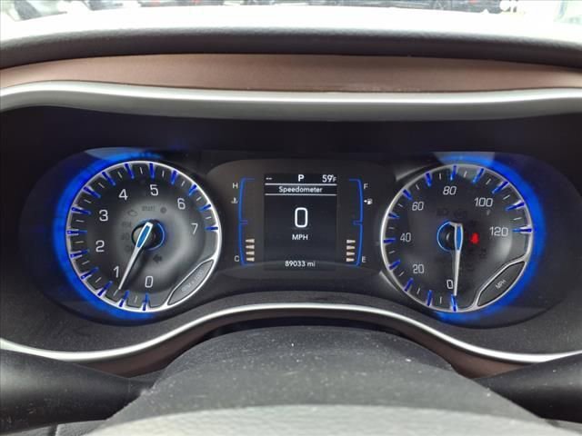 Used 2022 Chrysler Voyager LX FWD image 34