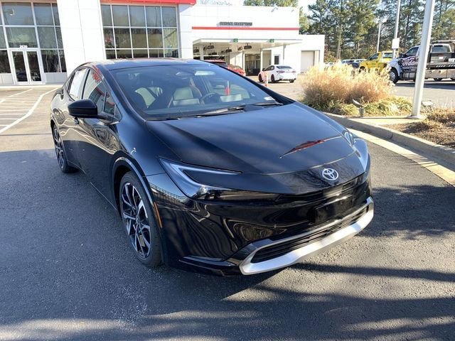 New 2025 Toyota Prius Plug-In Hybrid FWD image 2