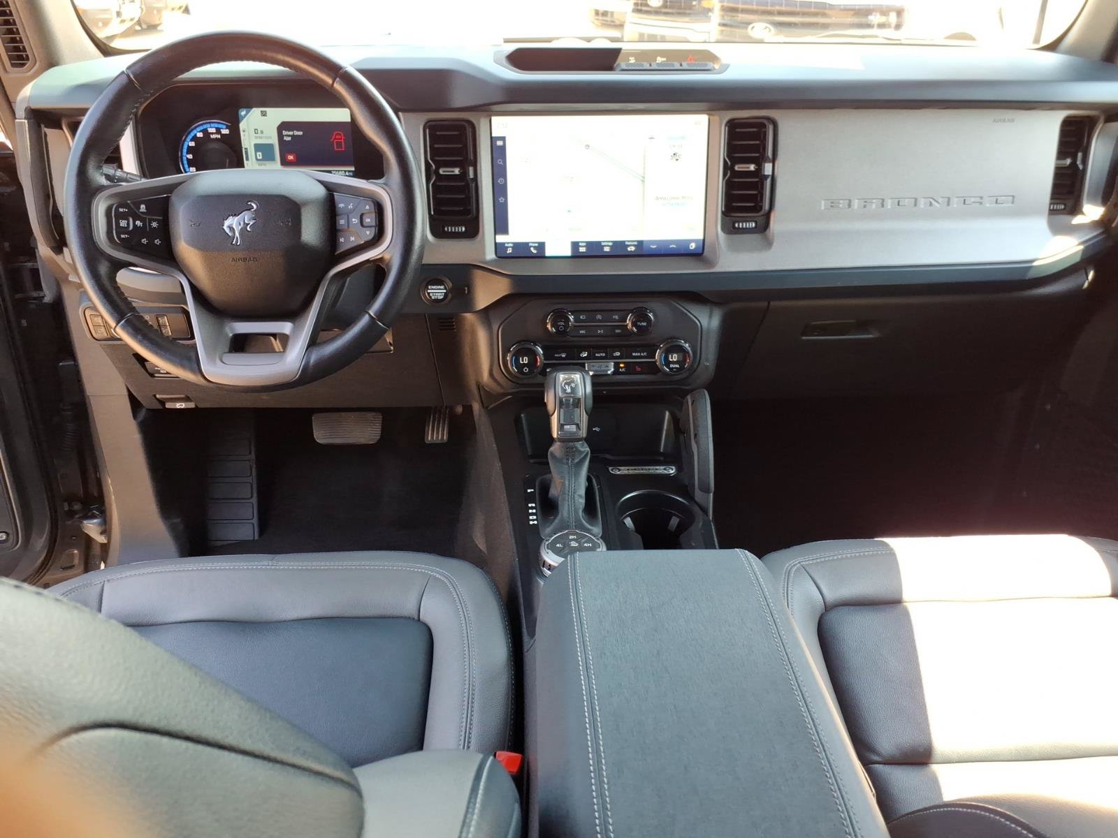 Used 2024 Ford Bronco Outer Banks AWD/4WD image 14