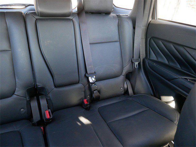 Used 2019 Mitsubishi Outlander SEL image 42