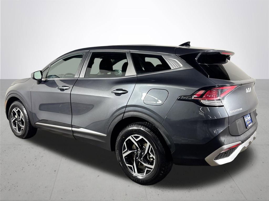 Used 2024 Kia Sportage LX image 8