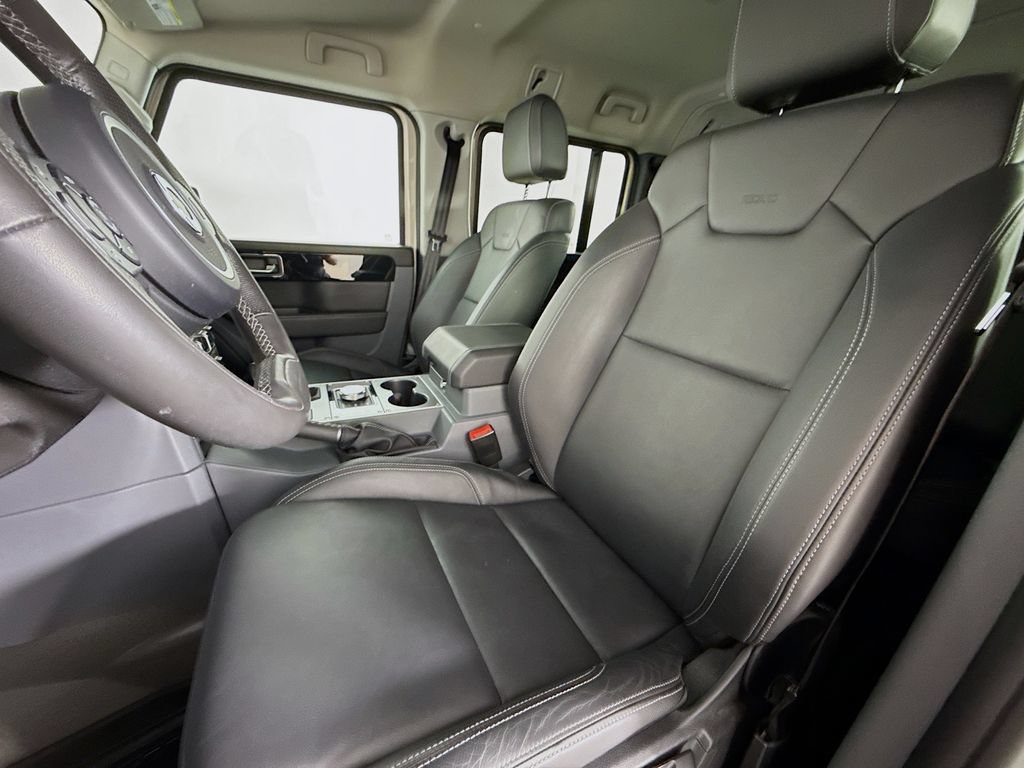 Used 2024 INEOS Grenadier Station Wagon AWD/4WD image 5