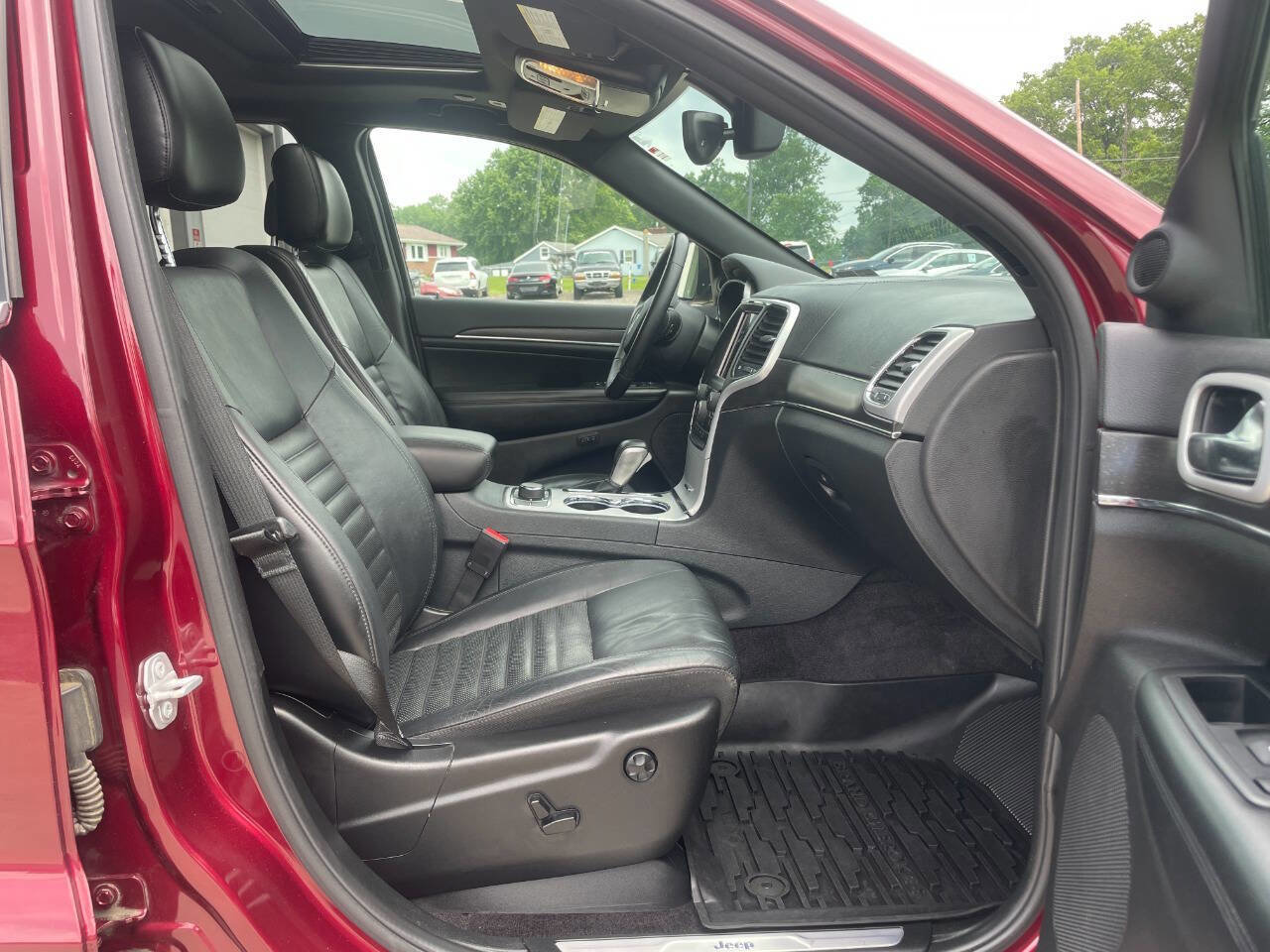 Used 2018 Jeep Grand Cherokee Limited image 15