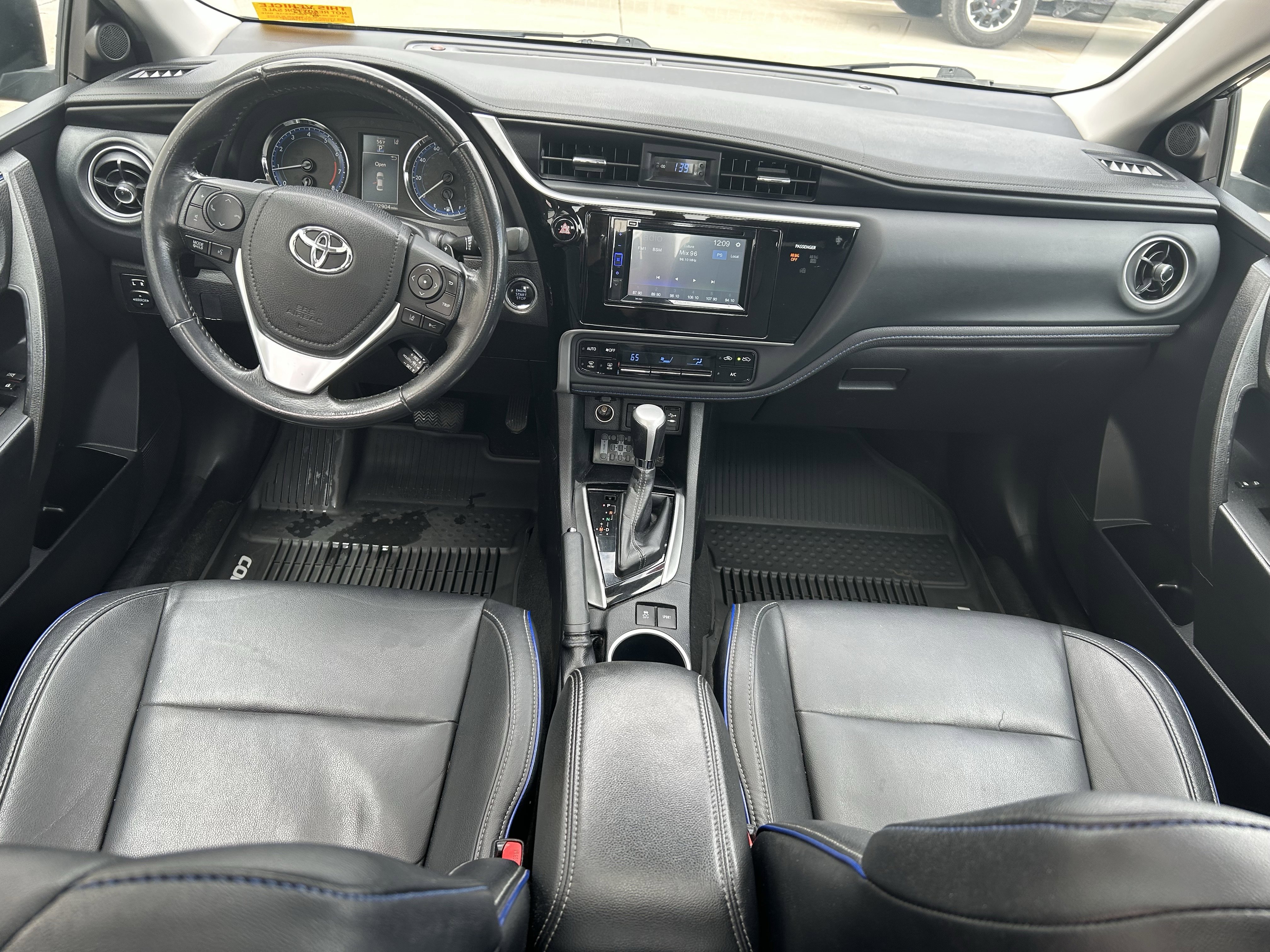 Used 2017 Toyota Corolla XSE w/ Carpet Mat Package (TMS) FWD image 19