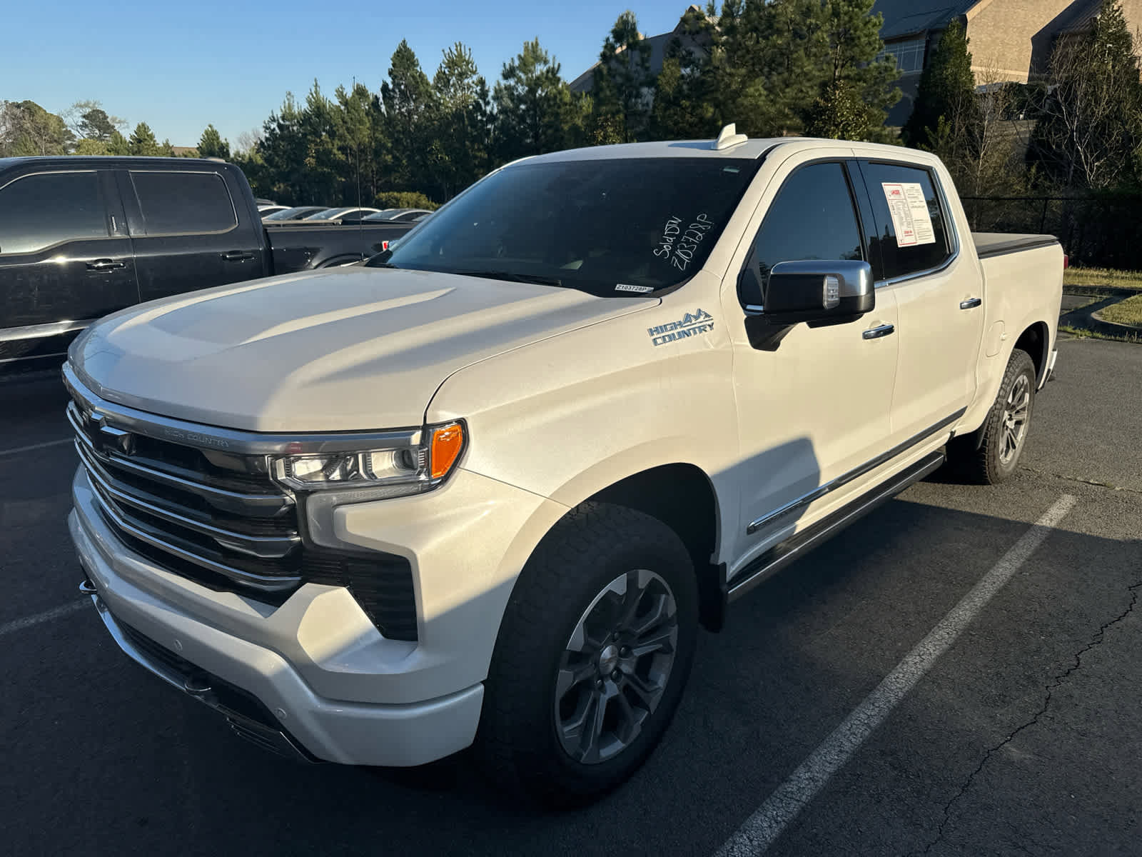Used 2025 Chevrolet Silverado 1500 High Country w/ Technology Package image 2