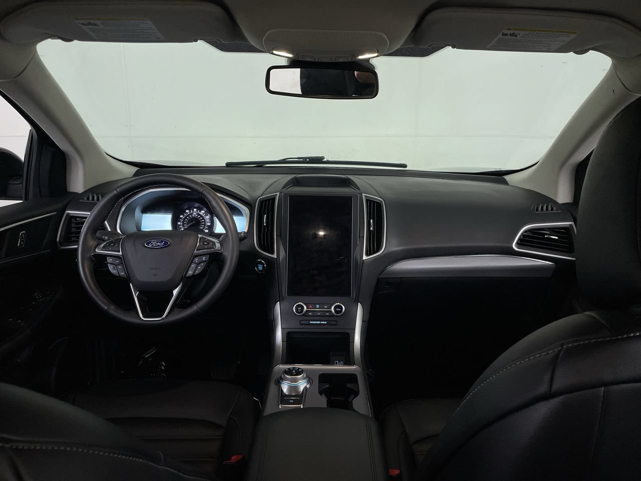 Used 2021 Ford Edge SEL AWD/4WD image 26