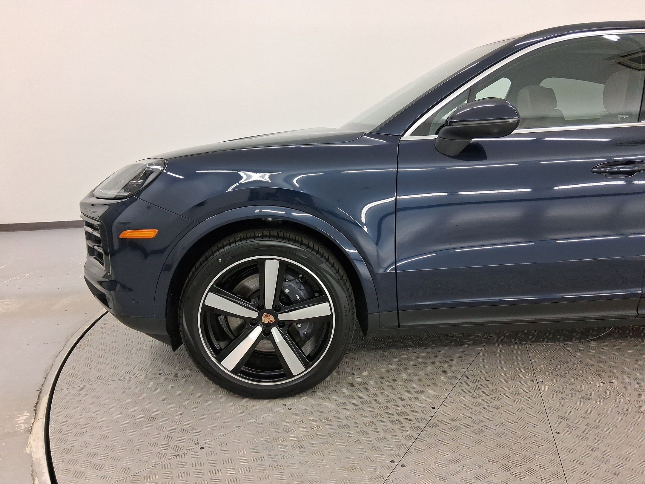 New 2026 Porsche Cayenne Coupe AWD/4WD image 21