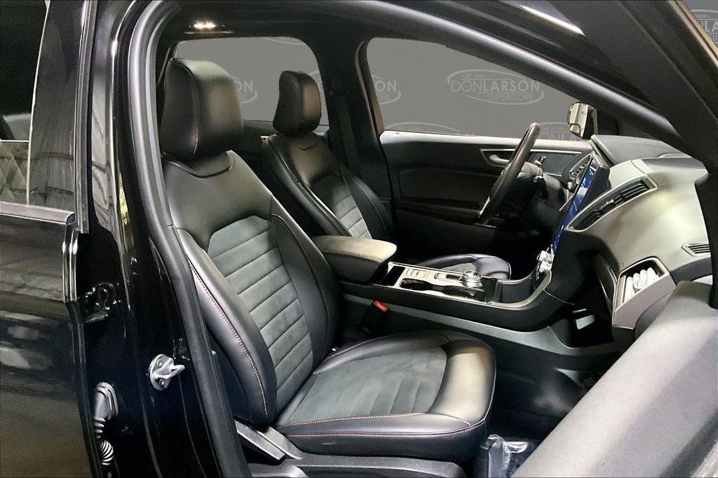 Used 2024 Ford Edge ST-Line image 15