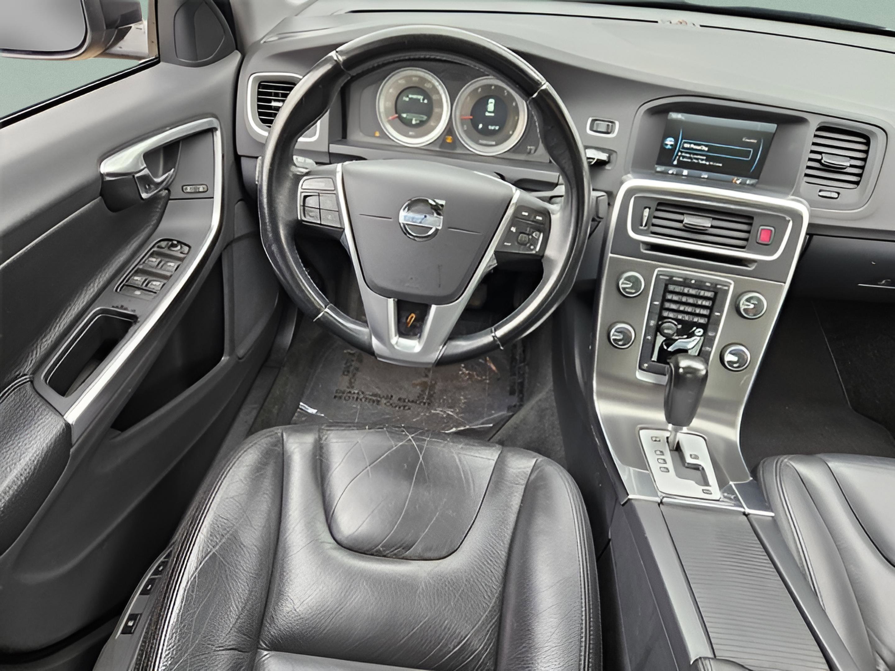 Used 2012 Volvo S60 T5 w/ Climate Pkg image 14