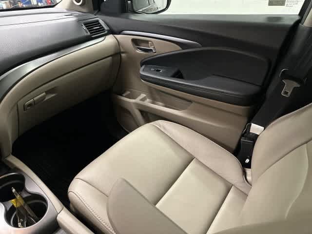 Used 2022 Honda Pilot Special Edition image 13