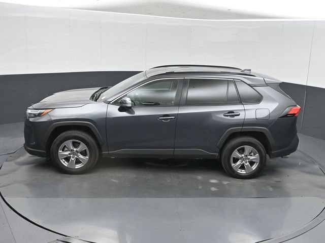 Used 2025 Toyota RAV4 XLE AWD/4WD image 41
