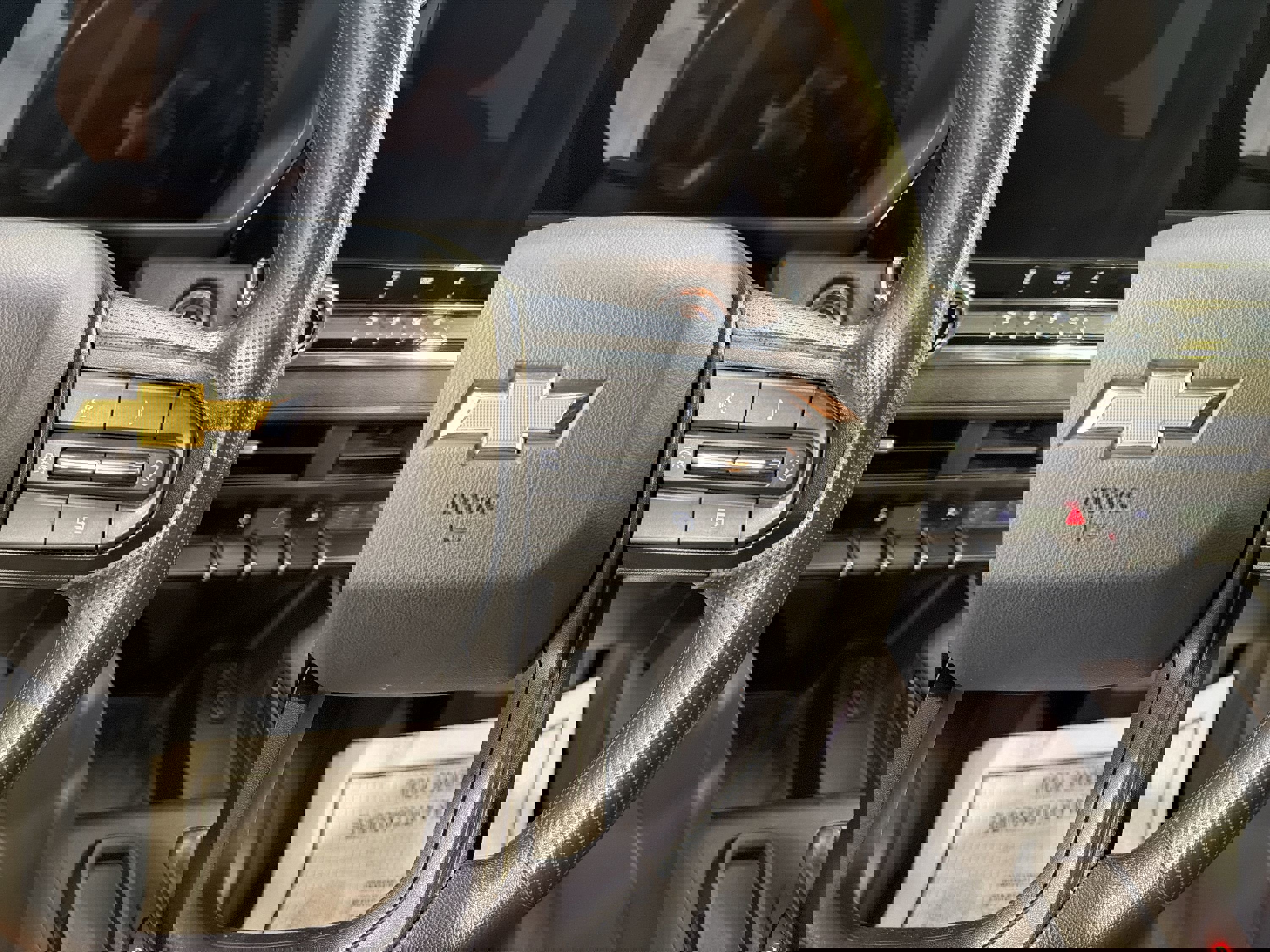 Used 2023 Chevrolet Colorado W/T image 15