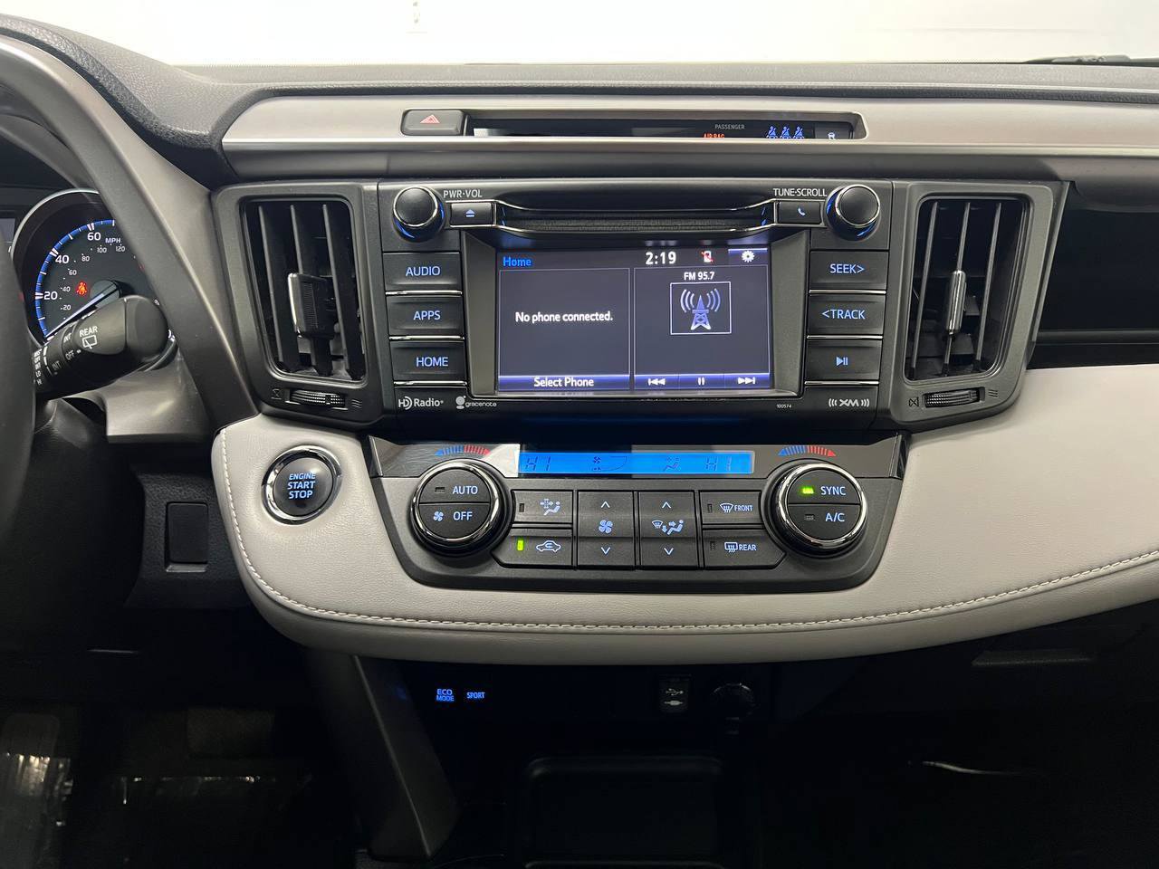 Used 2018 Toyota RAV4 XLE w/ Plus Extra Value Package image 17