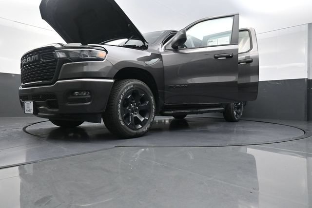 Used 2026 RAM 1500 Express AWD/4WD image 32