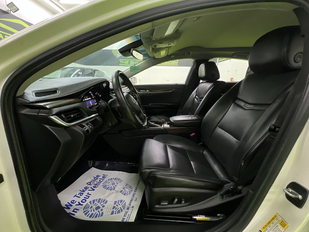 Used 2015 Cadillac XTS Luxury w/ Driver Awareness Package FWD image 16