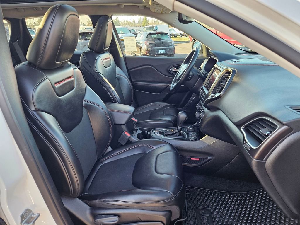 Used 2021 Jeep Cherokee Trailhawk w/ Sun, Sound & Nav Group image 38