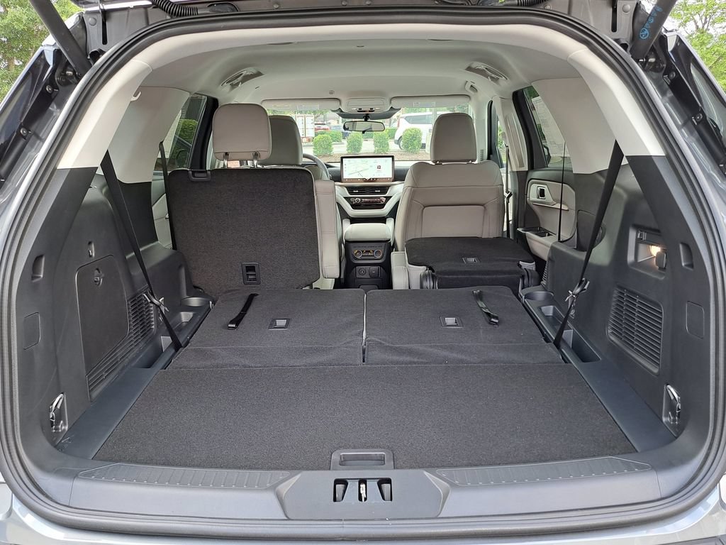 New 2026 Ford Explorer Active w/ Active Comfort Package AWD/4WD image 16