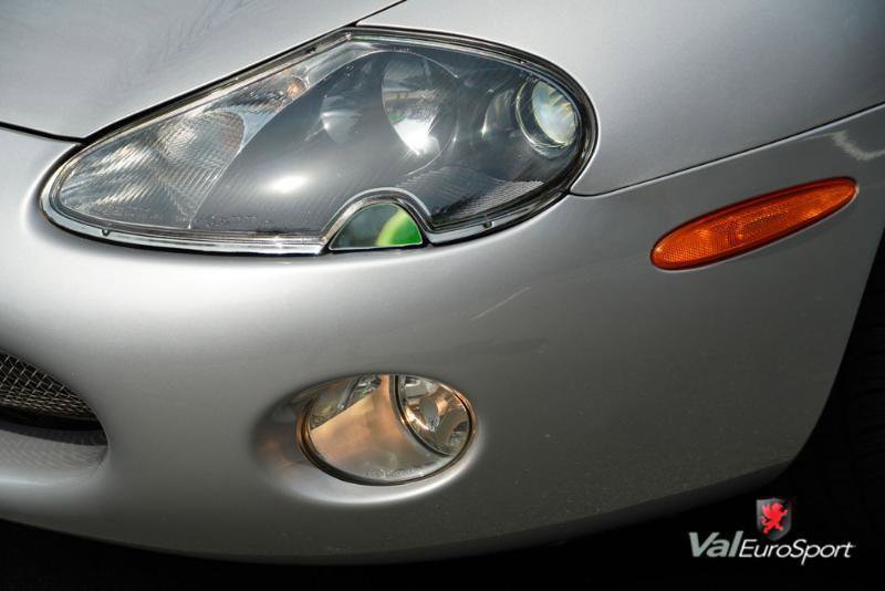 Used 2003 Jaguar XK8 XKR Convertible image 16