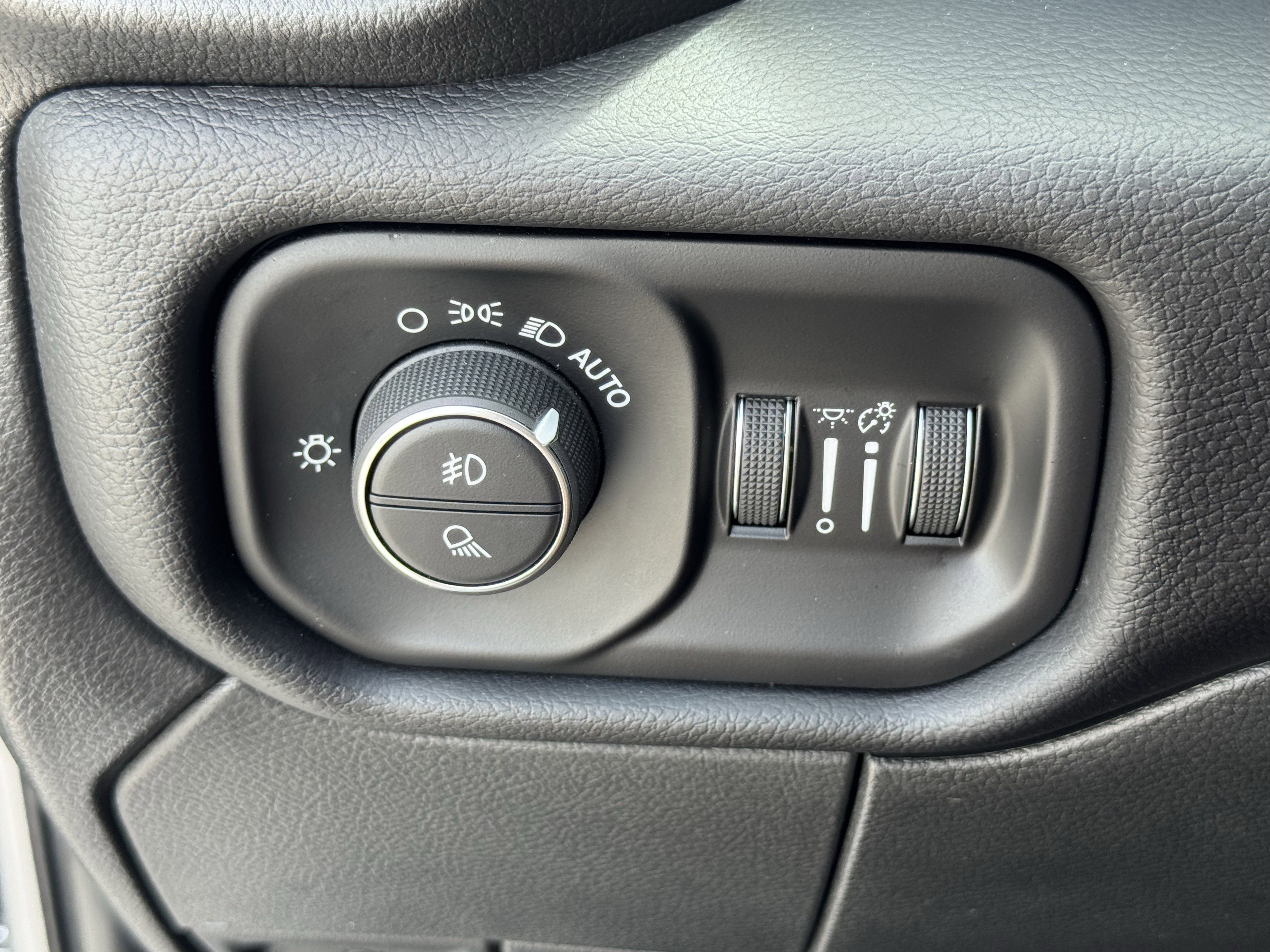 Used 2024 RAM 2500 Laramie w/ Safety Group image 25