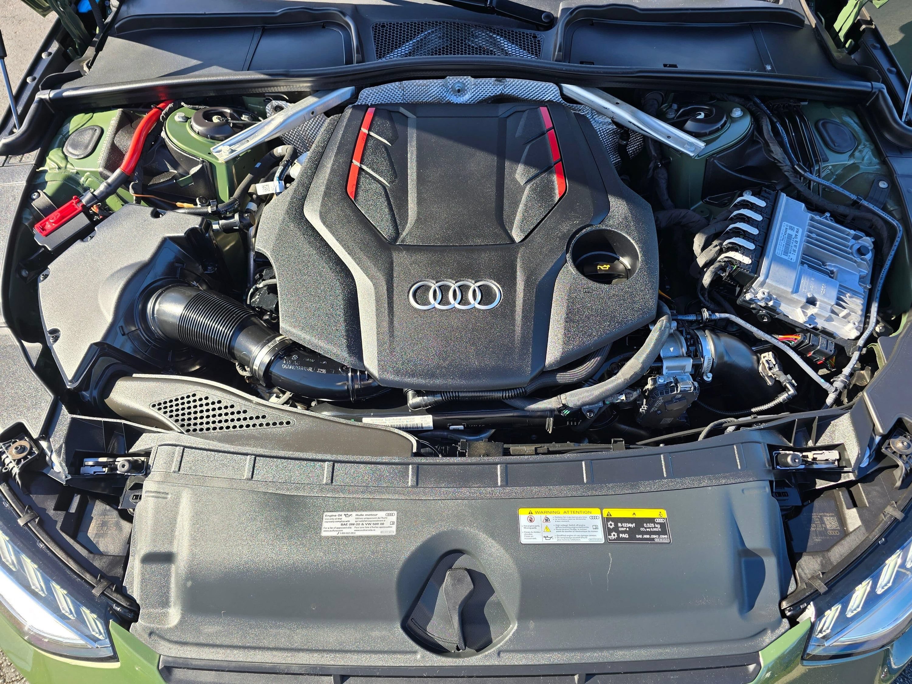 Used 2023 Audi S4 Premium Plus w/ Premium Plus Package AWD/4WD image 9
